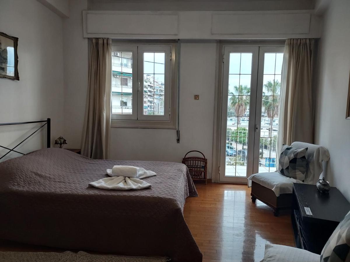Pasalimani Long Beach Piraeus Exterior photo
